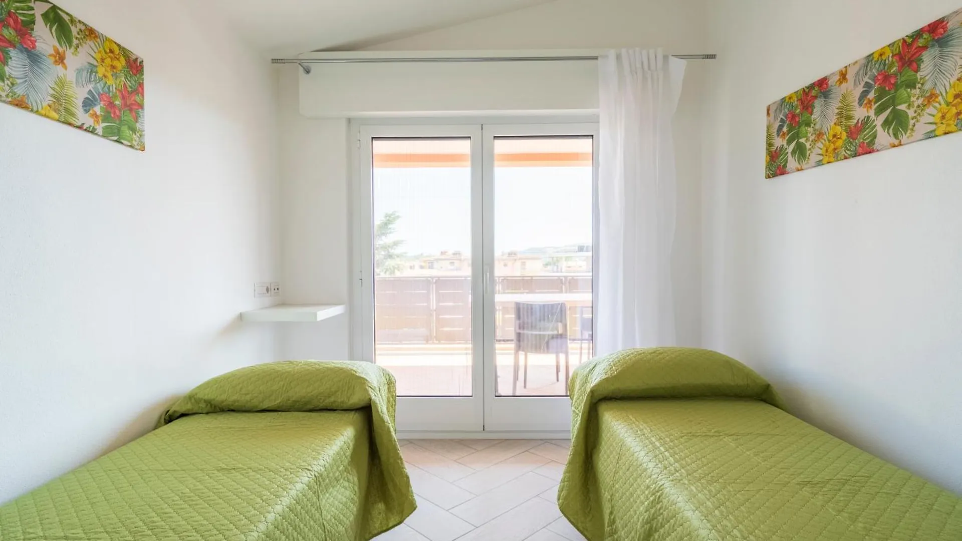 Attico Panoramico A Tortoli Apartment