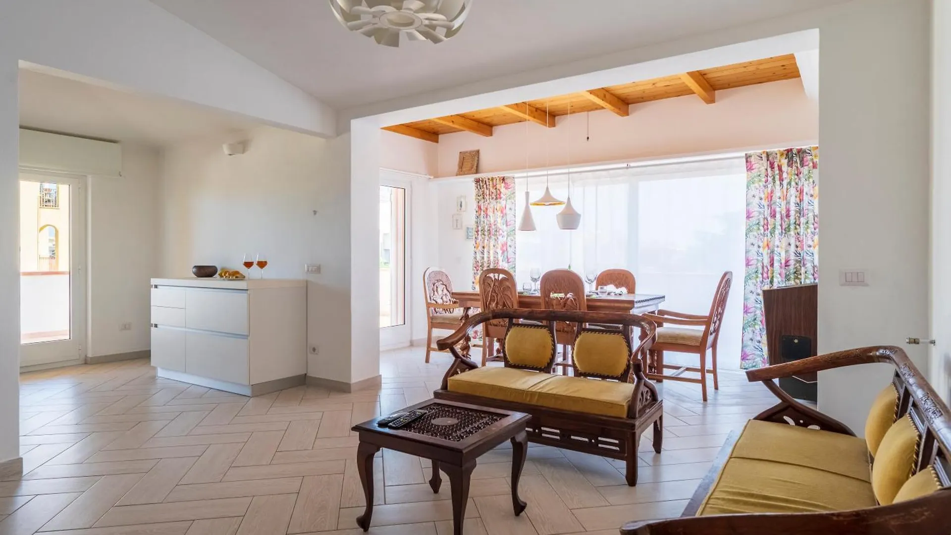 Attico Panoramico A Tortoli Apartment